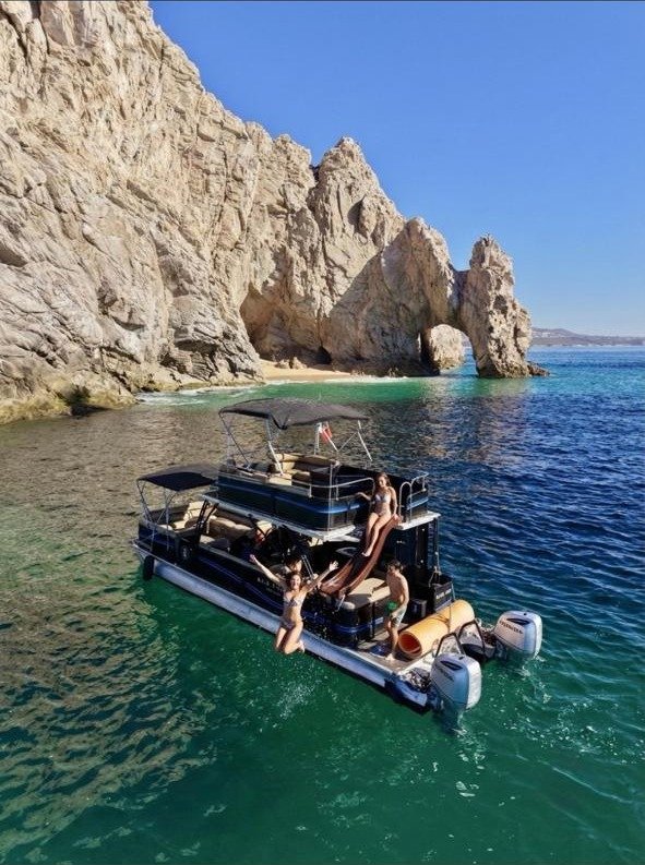 A bordo de Baja Therapy en Cabo San Lucas